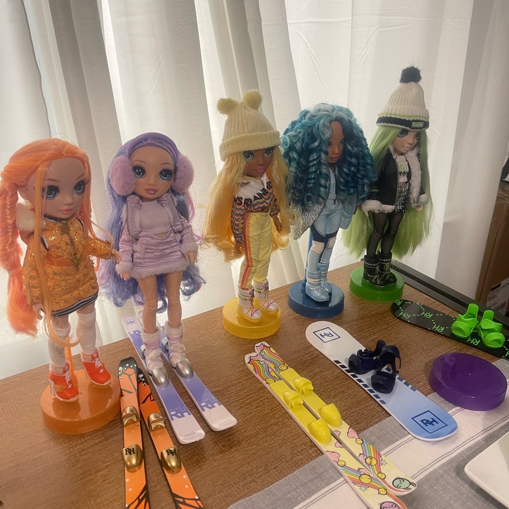 Rainbow high winter dolls